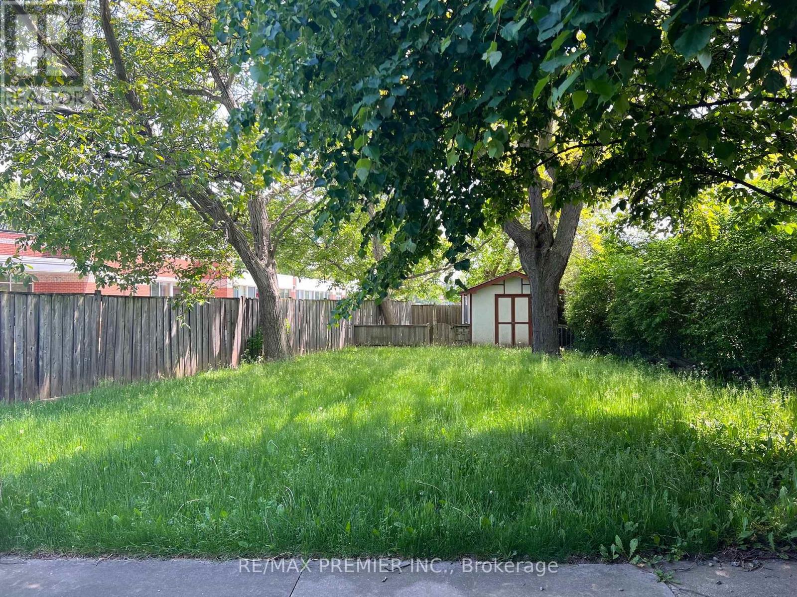 Main Floor - 288 Scott Street, St. Catharines, Ontario  L2N 1J3 - Photo 40 - X13046952