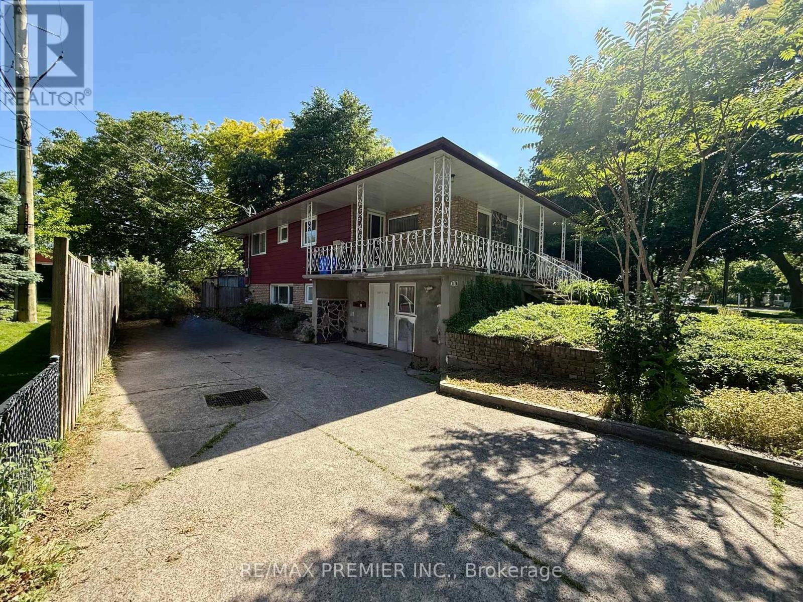 MAIN FLOOR - 288 SCOTT STREET, St. Catharines, Ontario