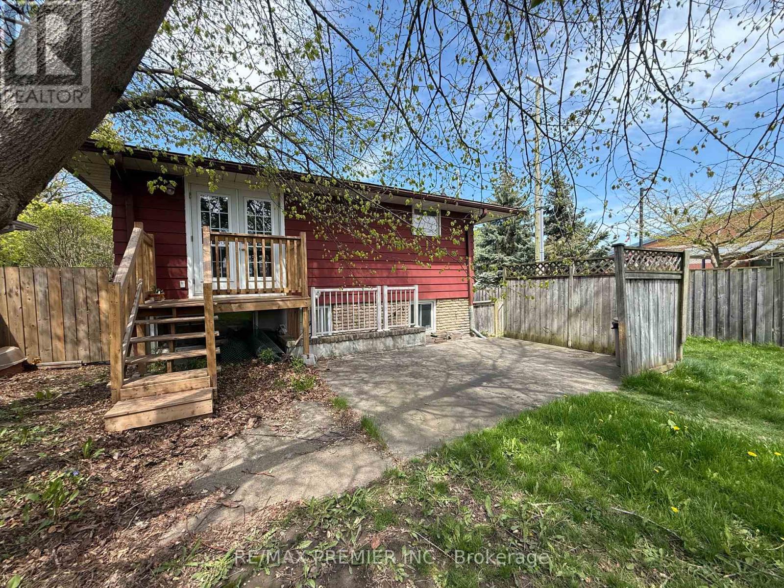 Main Floor - 288 Scott Street, St. Catharines, Ontario  L2N 1J3 - Photo 42 - X13046952