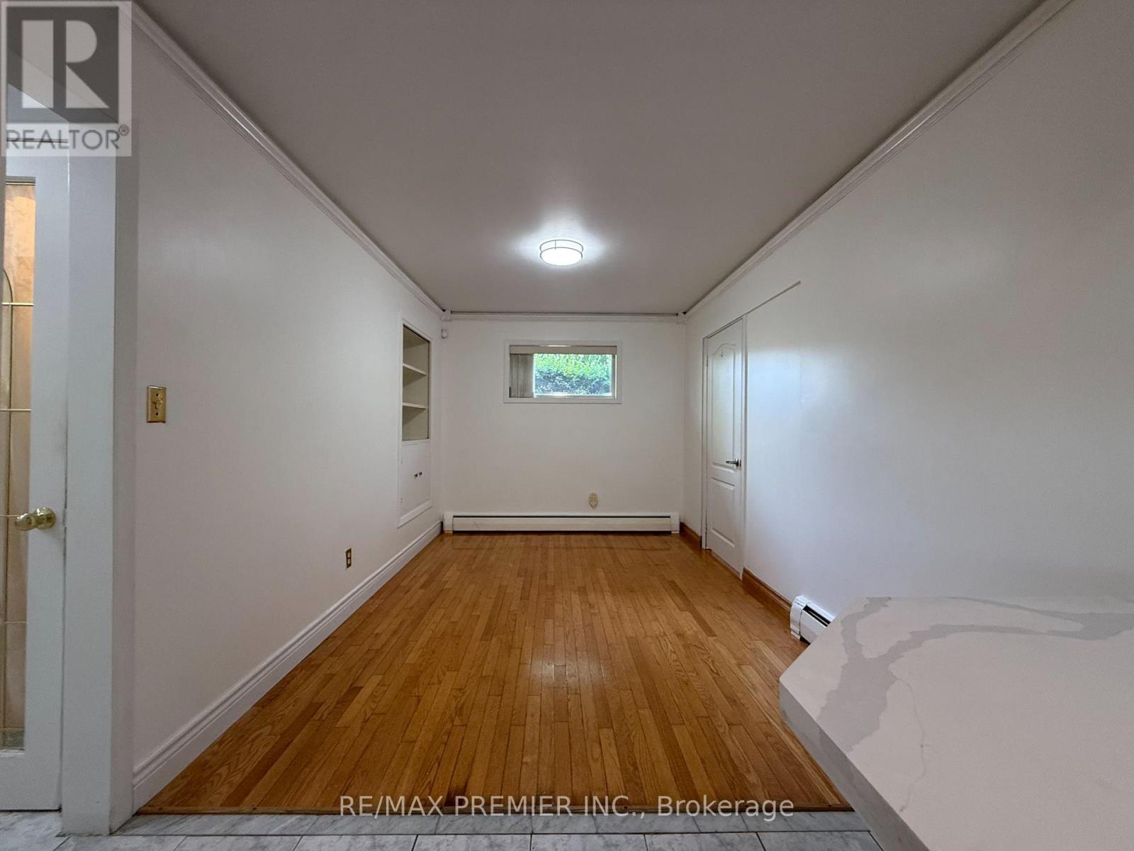 Main Floor - 288 Scott Street, St. Catharines, Ontario  L2N 1J3 - Photo 17 - X13046952