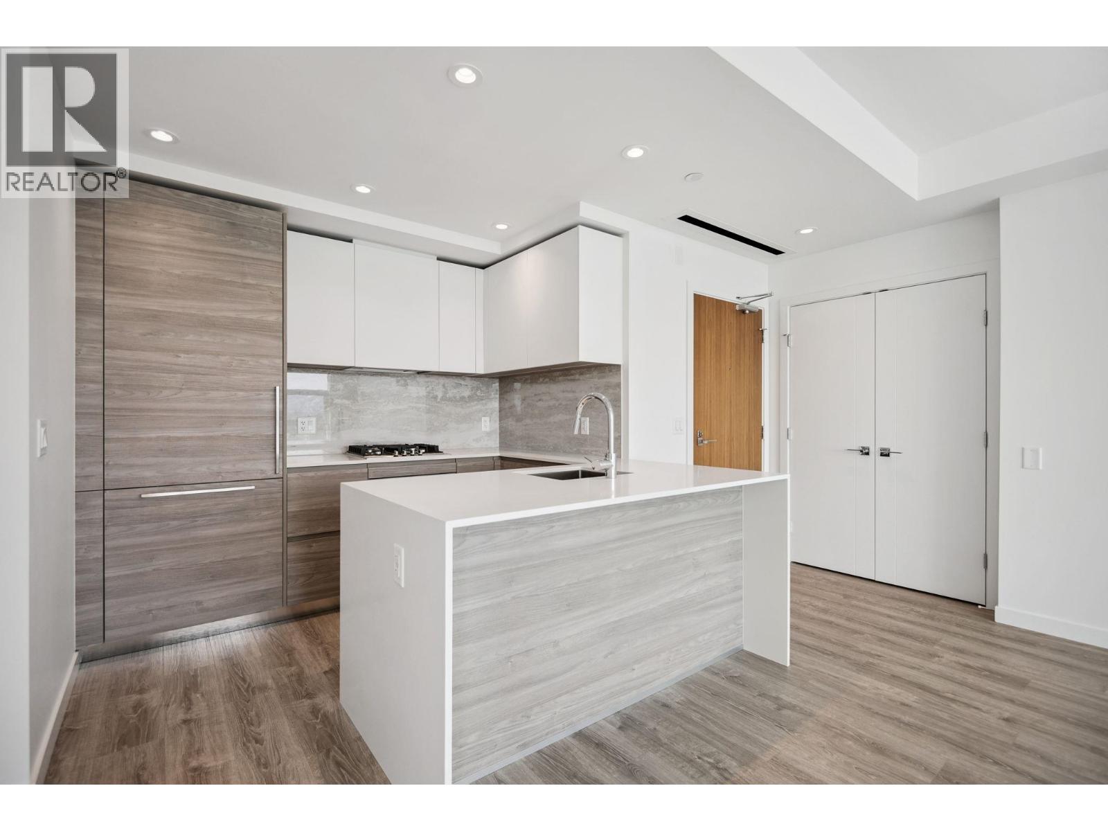 2401 660 Quayside Drive, New Westminster, British Columbia  V3M 0P1 - Photo 15 - R3135610