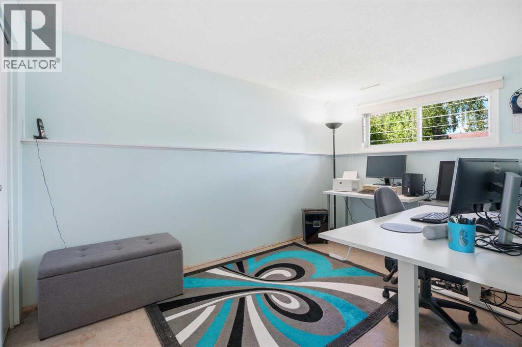 10011 Maplecreek Drive Se, Calgary, Alberta  T2J 1T7 - Photo 32 - A2318196