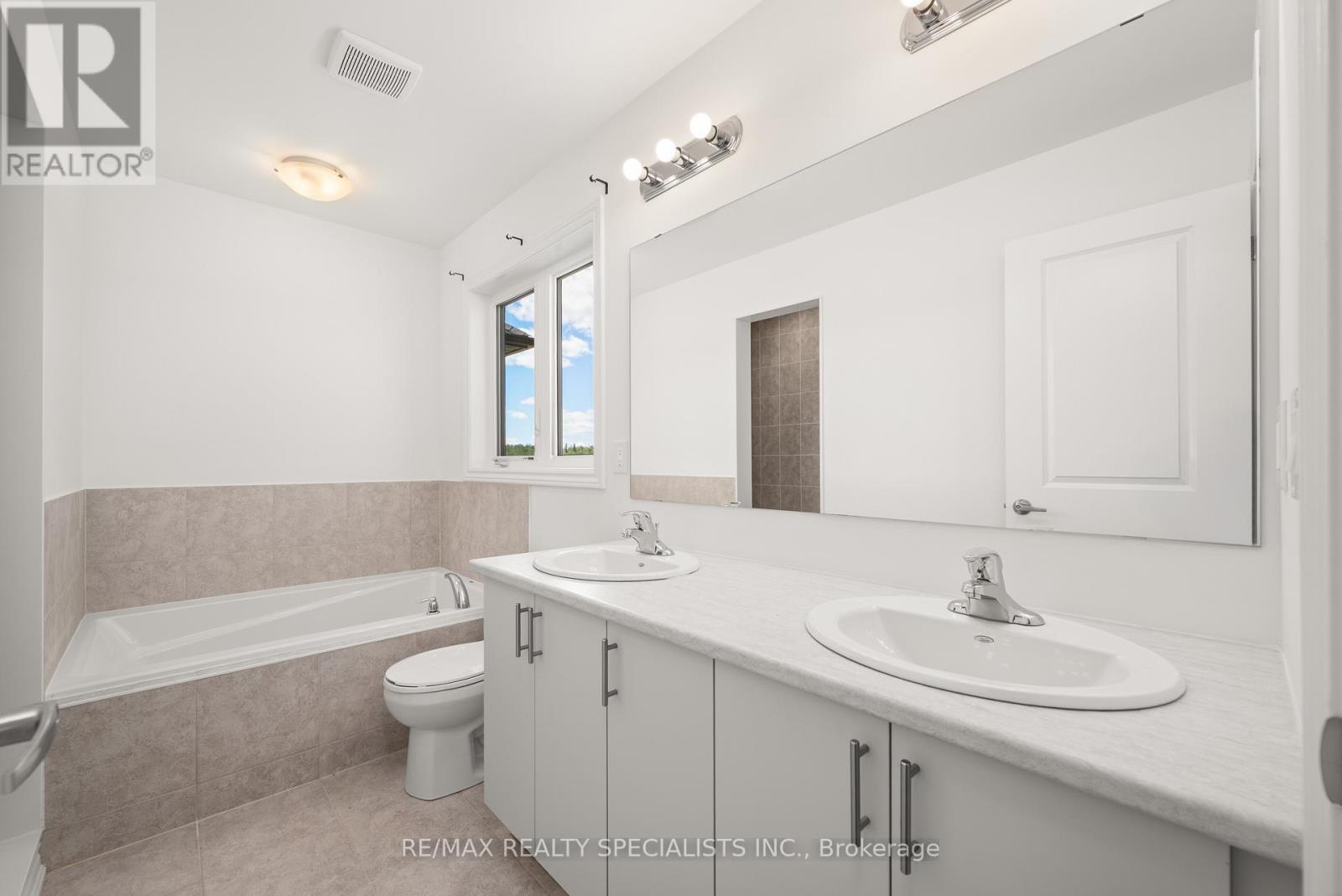 58 Hillcroft Way, Kawartha Lakes, Ontario  K0M 1A0 - Photo 32 - X13440572