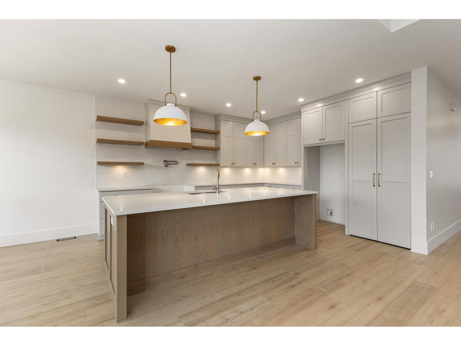 3905 Latimer Street, Abbotsford, British Columbia  V2S 2J4 - Photo 10 - R3135375