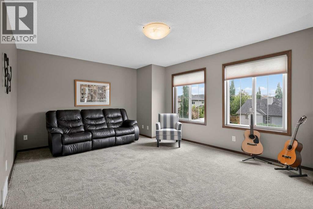 237 Brightonwoods Gardens SE, Calgary, Alberta  T2Z 0Y7 - Photo 10 - A2317395