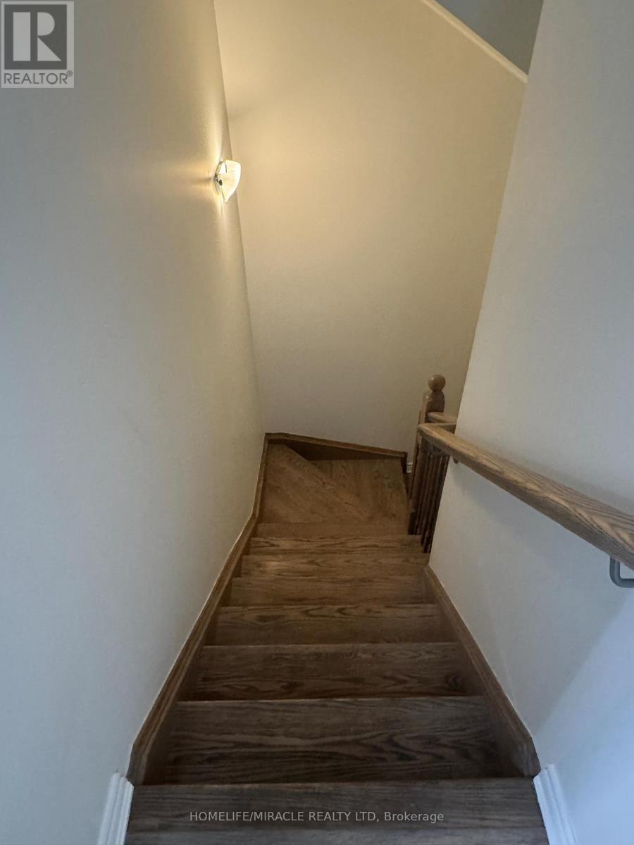103 - 1148 Dragonfly Avenue, Pickering, Ontario  L1X 0H5 - Photo 11 - E13442176