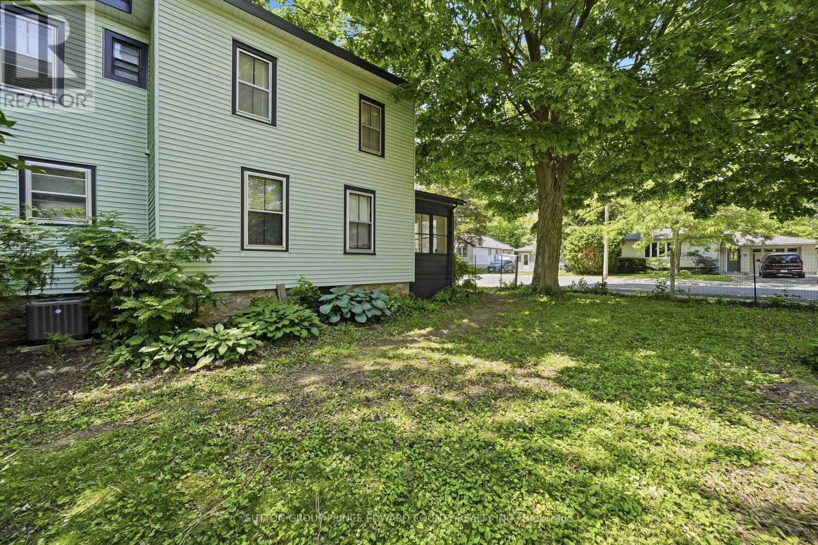 2 Queen Street, Prince Edward County, Ontario  K0K 2T0 - Photo 42 - X12543738