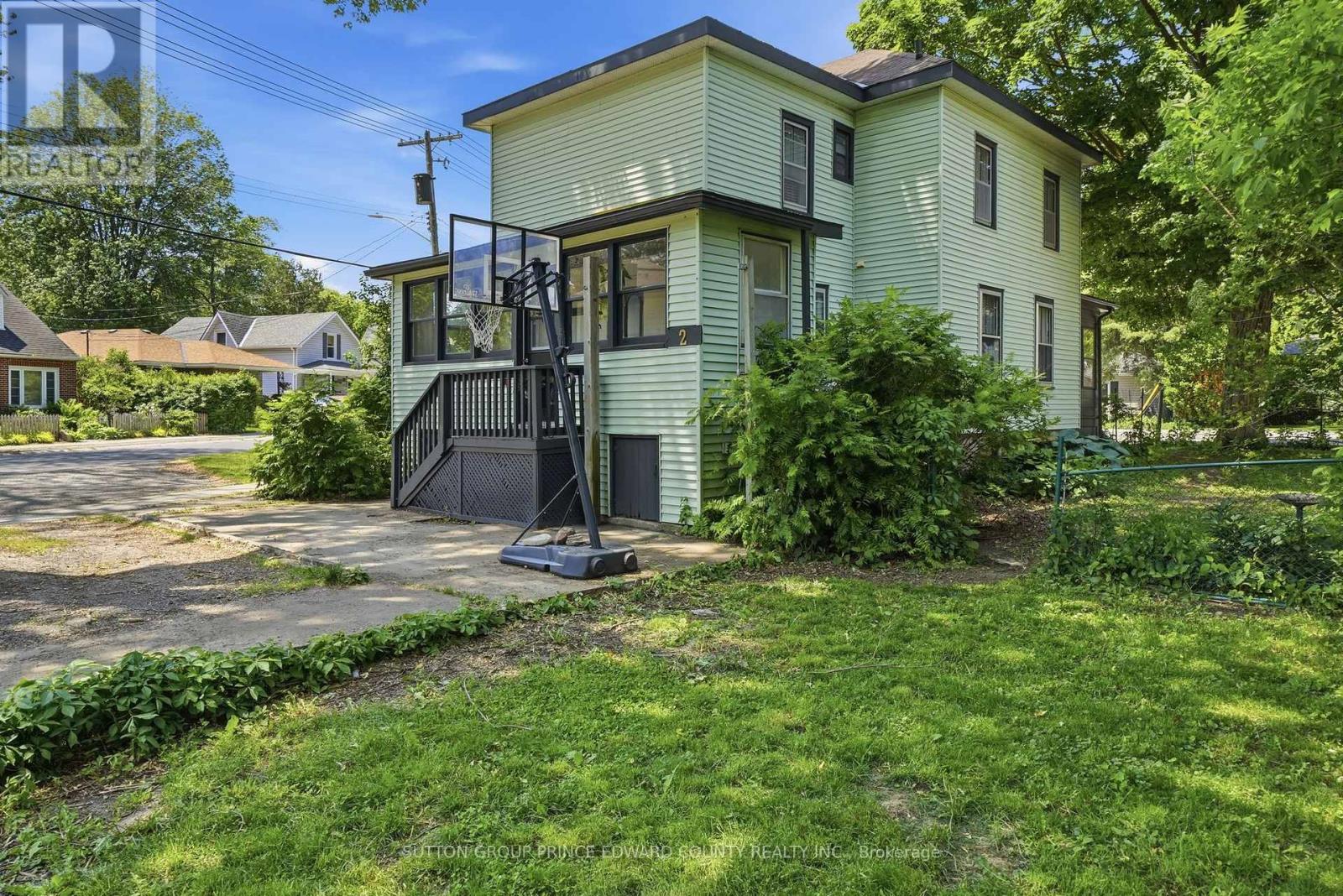 2 Queen Street, Prince Edward County, Ontario  K0K 2T0 - Photo 50 - X12543738
