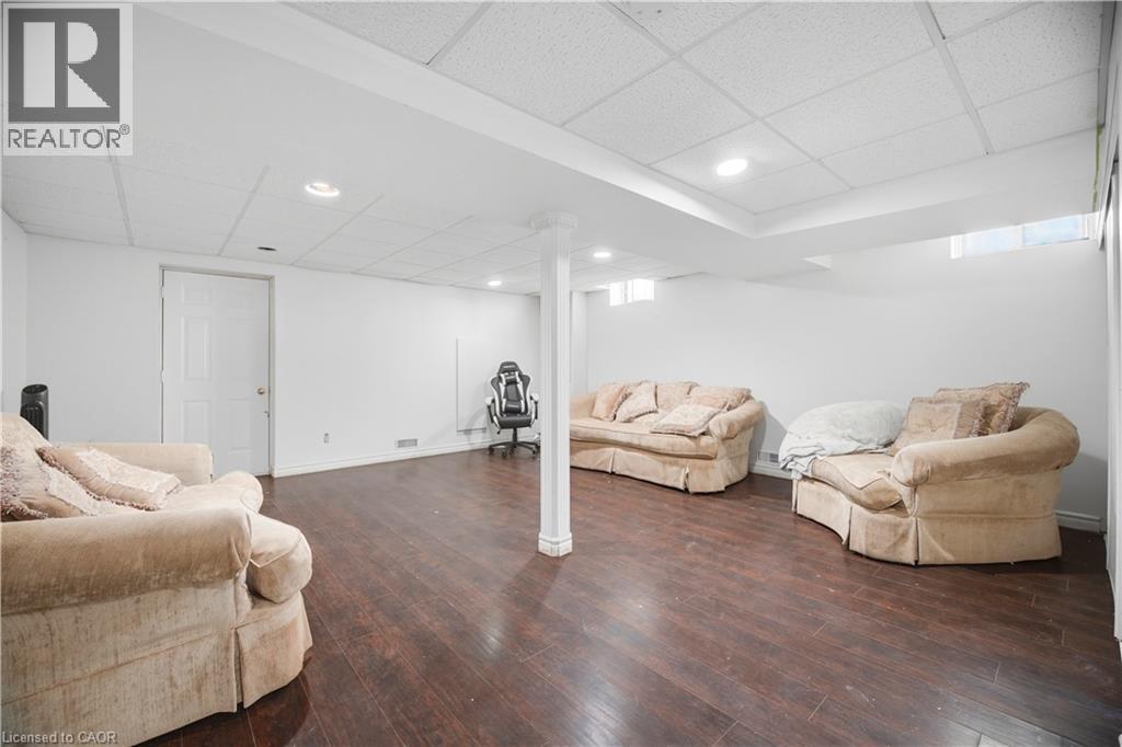 196 First St Louth, St. Catharines, Ontario  L2S 0A6 - Photo 36 - 40839563
