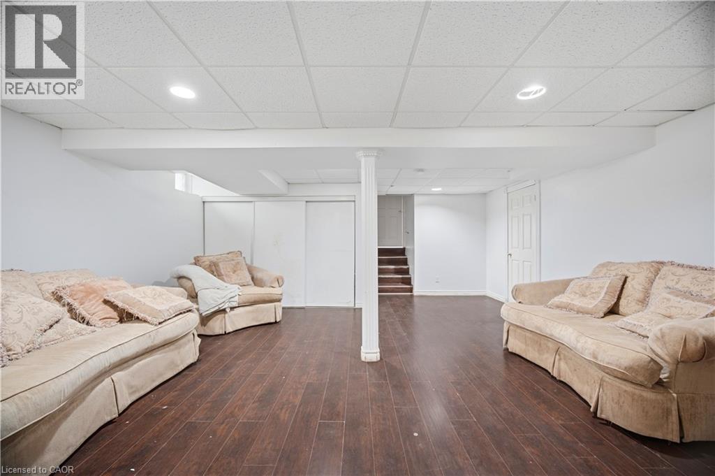 196 First St Louth, St. Catharines, Ontario  L2S 0A6 - Photo 37 - 40839563
