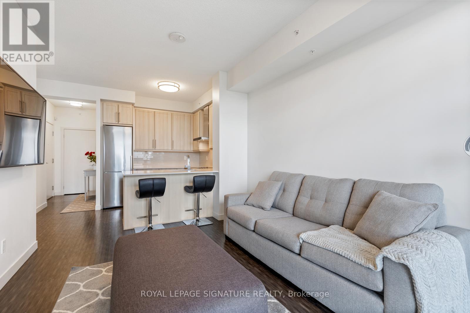 1606 - 2093 FAIRVIEW STREET, Burlington, Ontario