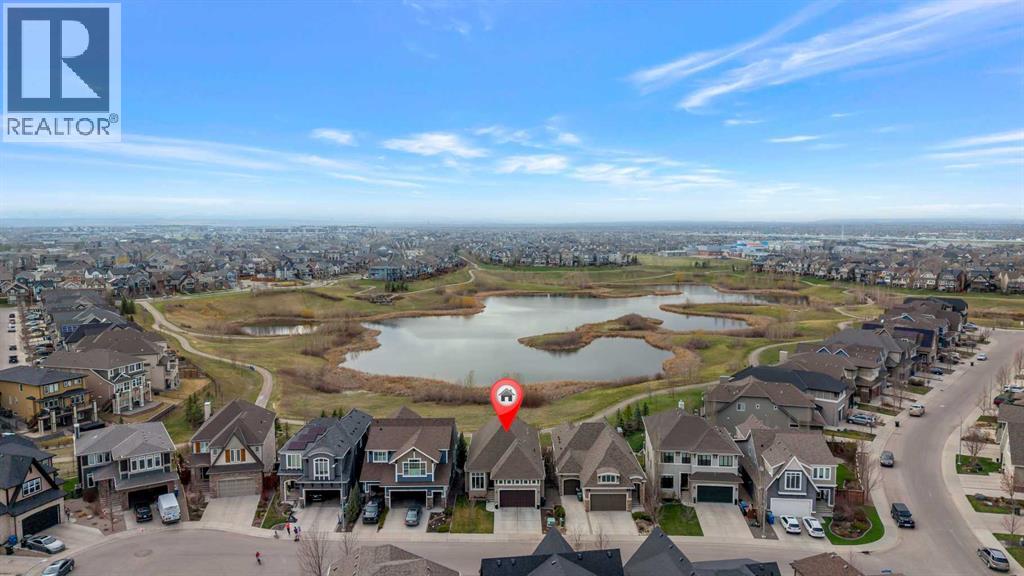 369 Marquis Landing SE, Calgary, Alberta