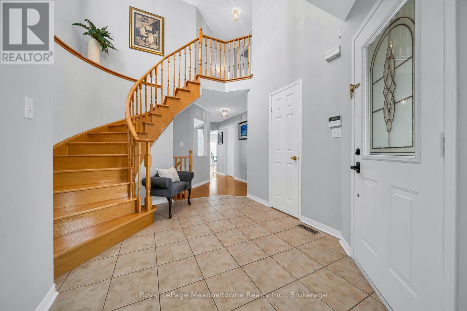 1201 Fox Crescent, Milton, Ontario  L9T 6C5 - Photo 4 - W13442240
