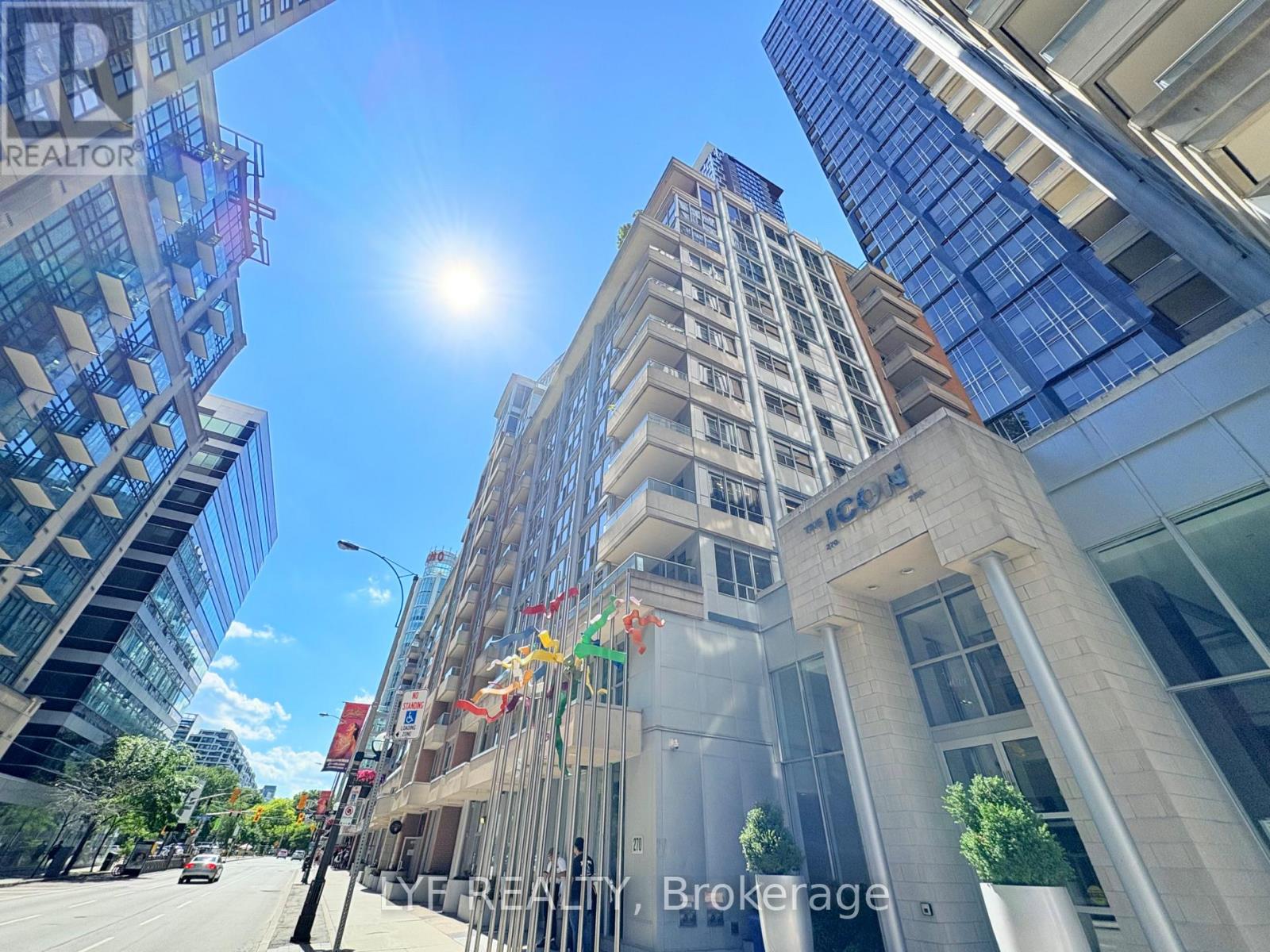 624 - 270 WELLINGTON STREET W, Toronto, Ontario