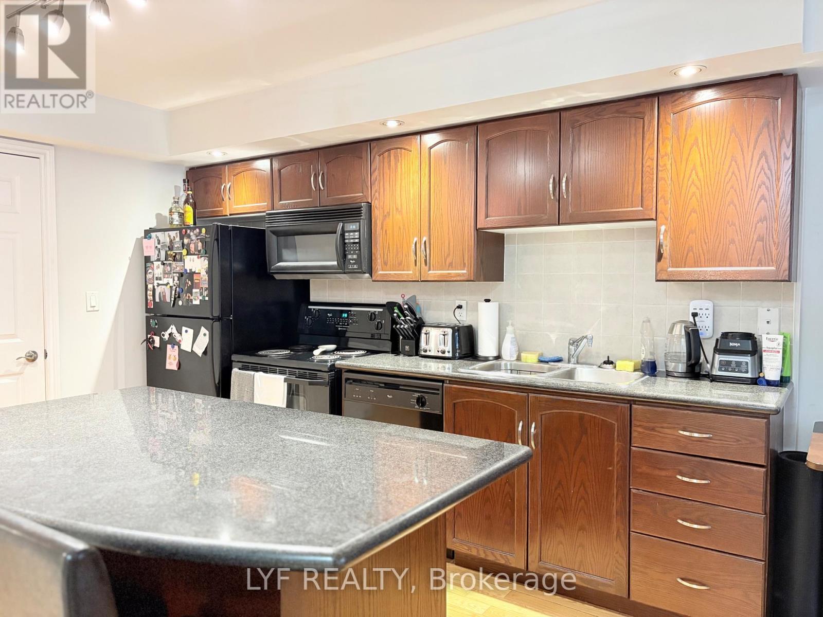 624 - 270 Wellington Street W, Toronto, Ontario  M5V 3P5 - Photo 11 - C13442220