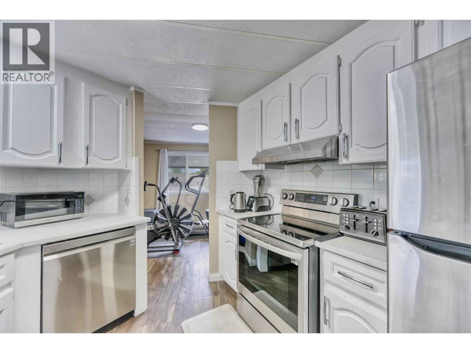 4911 Cedar Lane Lane Lot# 20, Osoyoos, British Columbia  V0H 1V3 - Photo 5 - 10390215
