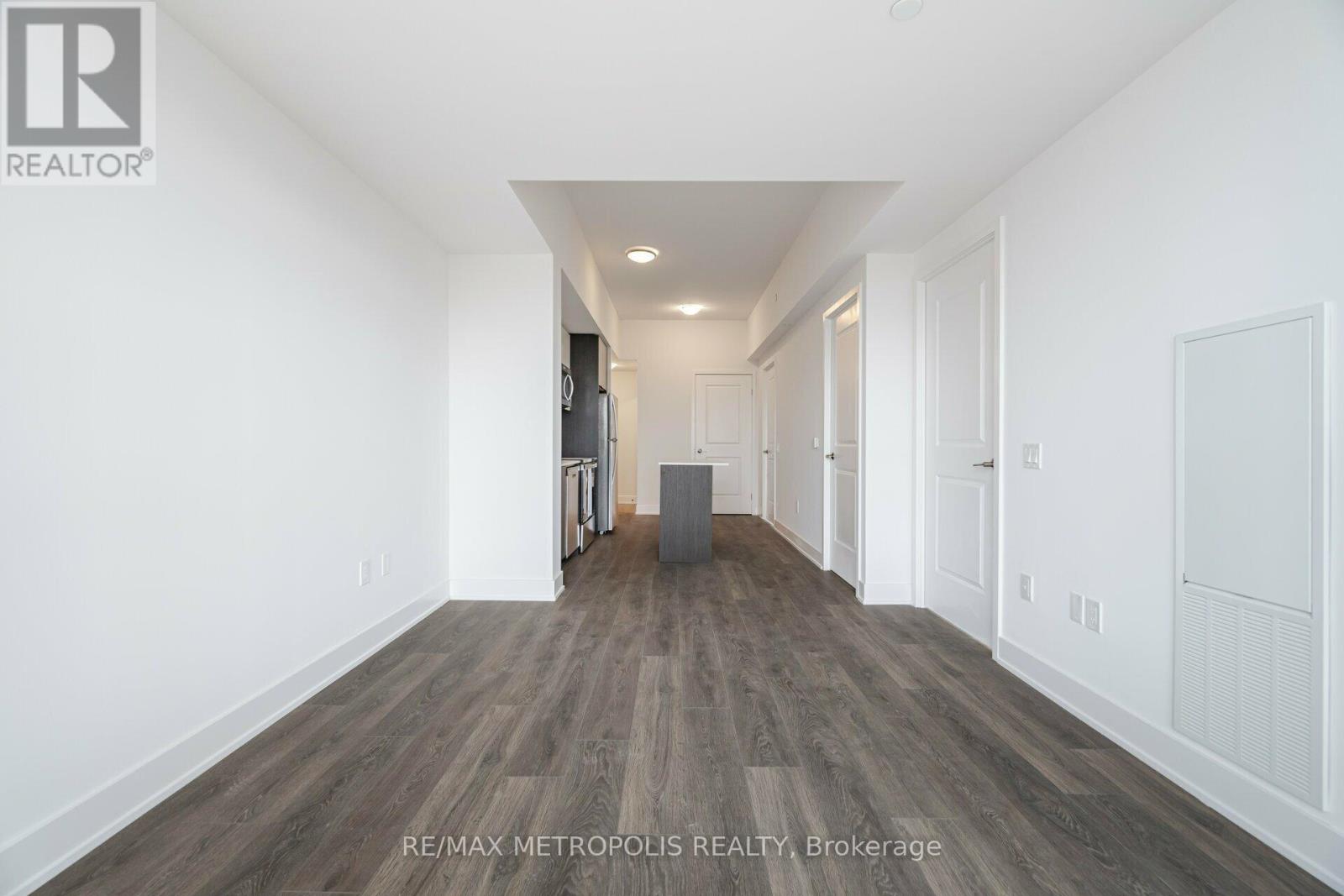 1704 - 202 Burnhamthorpe Road E, Mississauga, Ontario  L5A 0B2 - Photo 12 - W13442218