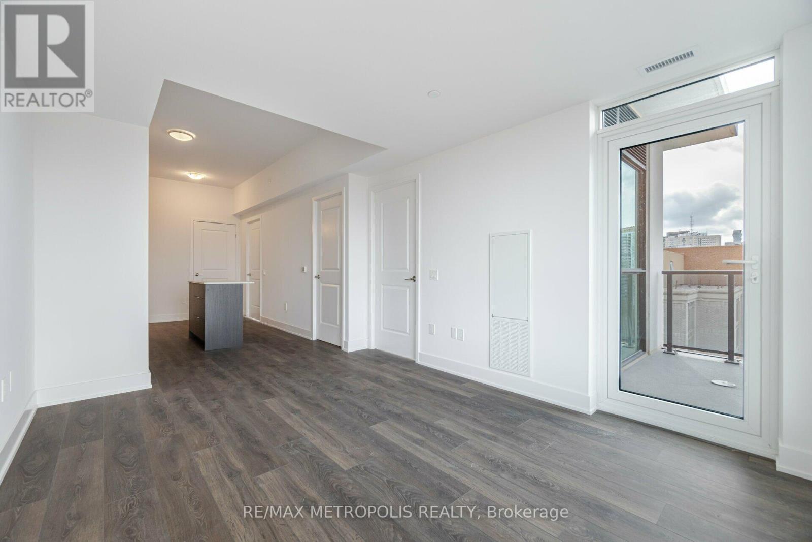1704 - 202 Burnhamthorpe Road E, Mississauga, Ontario  L5A 0B2 - Photo 13 - W13442218