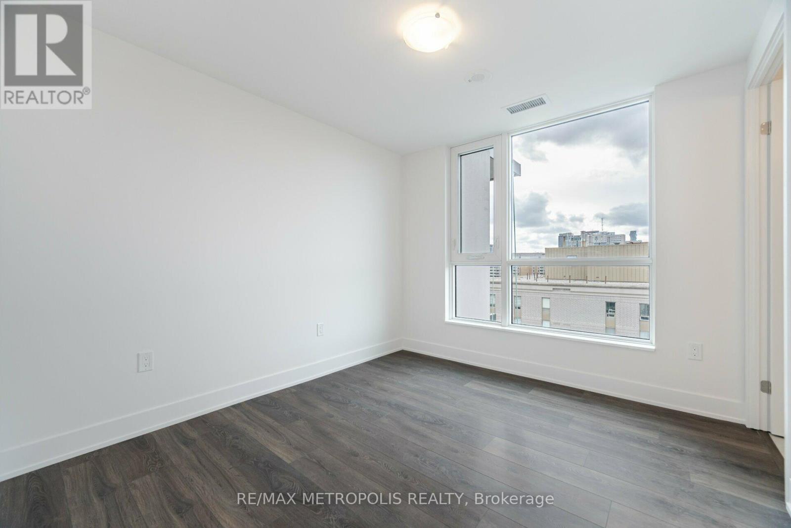 1704 - 202 Burnhamthorpe Road E, Mississauga, Ontario  L5A 0B2 - Photo 15 - W13442218