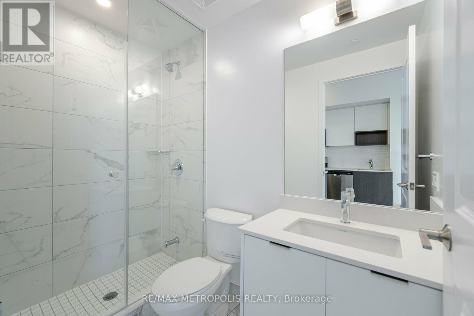 1704 - 202 Burnhamthorpe Road E, Mississauga, Ontario  L5A 0B2 - Photo 22 - W13442218