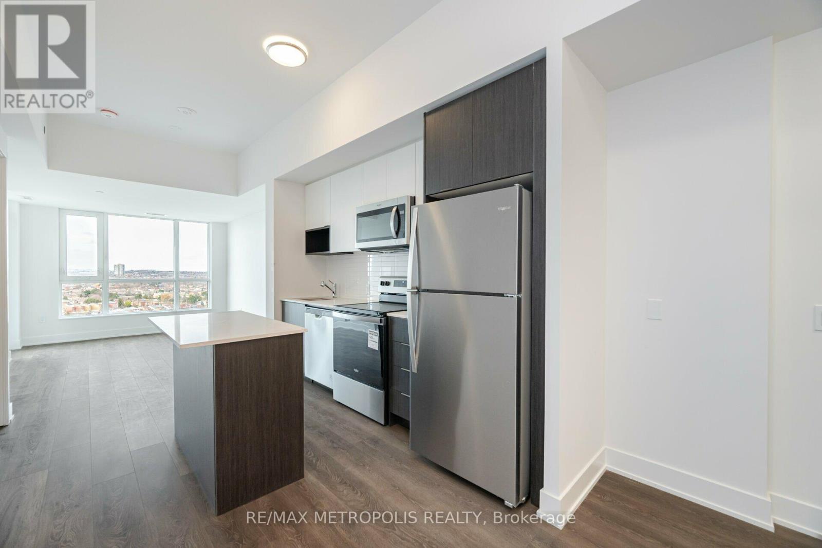 1704 - 202 Burnhamthorpe Road E, Mississauga, Ontario  L5A 0B2 - Photo 7 - W13442218