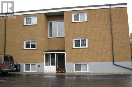 558 Lansdowne Drive, Oshawa, Ontario  L1G 1W3 - Photo 3 - E13442162