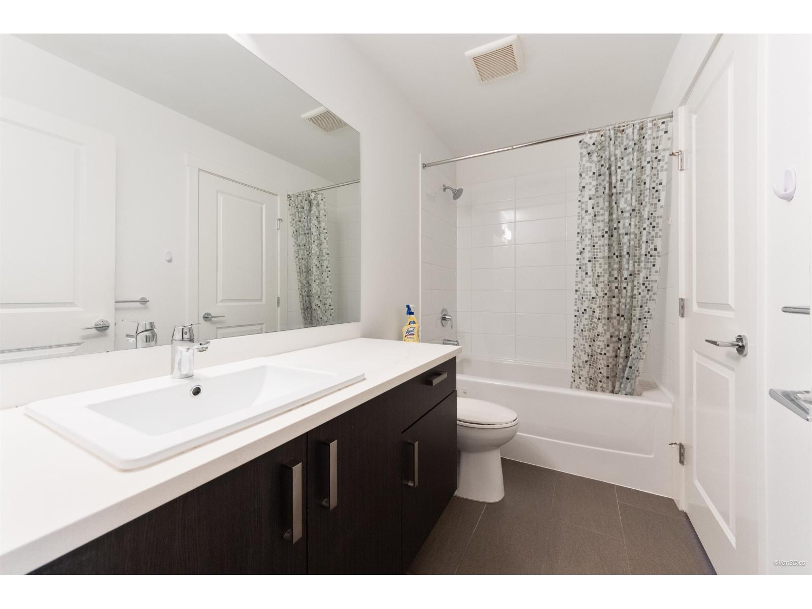 103 13623 81a Avenue, Surrey, British Columbia  V3W 3N7 - Photo 15 - R3134177