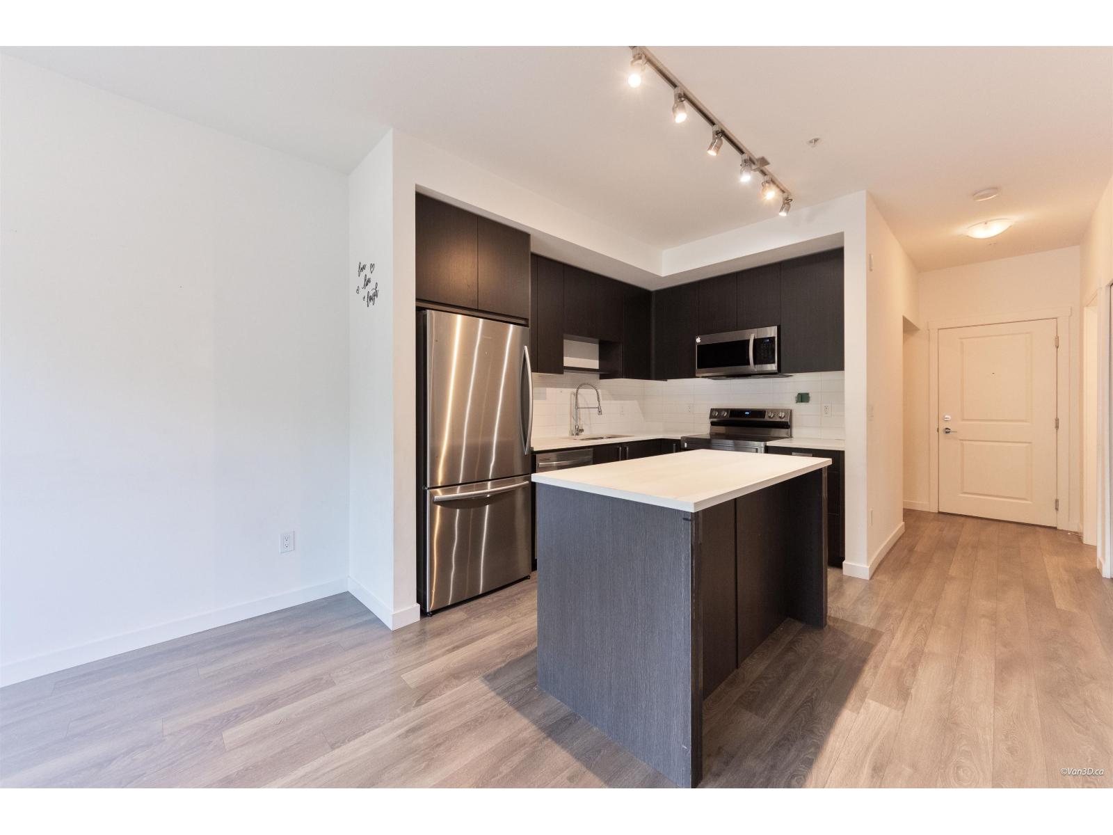 103 13623 81a Avenue, Surrey, British Columbia  V3W 3N7 - Photo 4 - R3134177