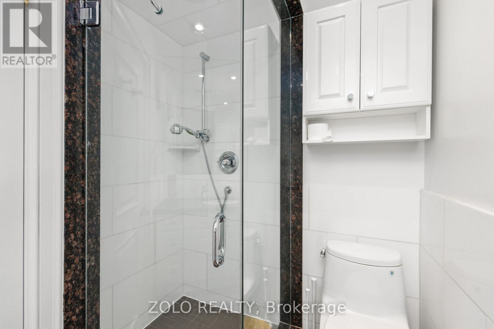 17 Hi Mount Drive, Toronto, Ontario  M2K 1X3 - Photo 23 - C13440304