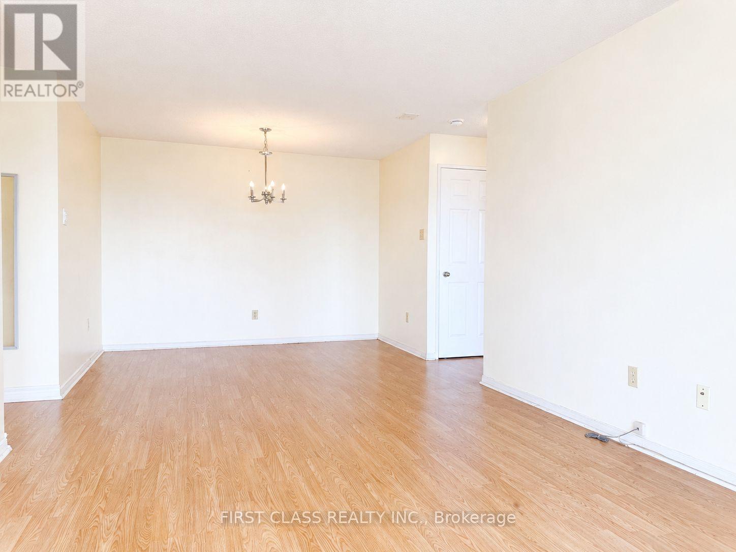 1407 - 700 Constellation Drive, Mississauga, Ontario  L5R 3G8 - Photo 4 - W13422632