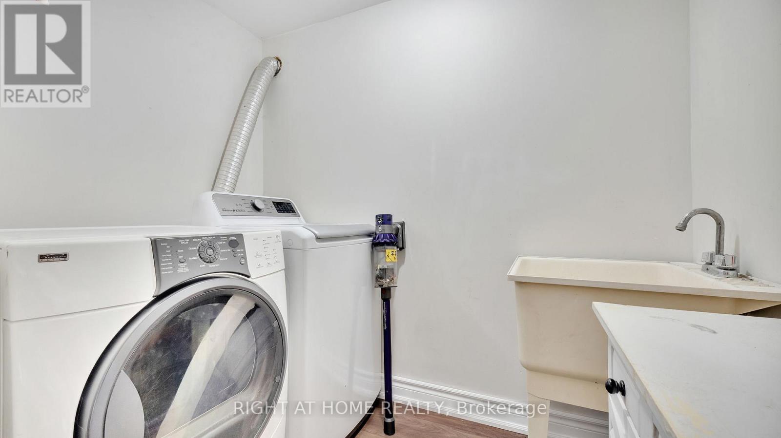 20 Cardiff Court, Whitby, Ontario  L1N 5N9 - Photo 37 - E13434122