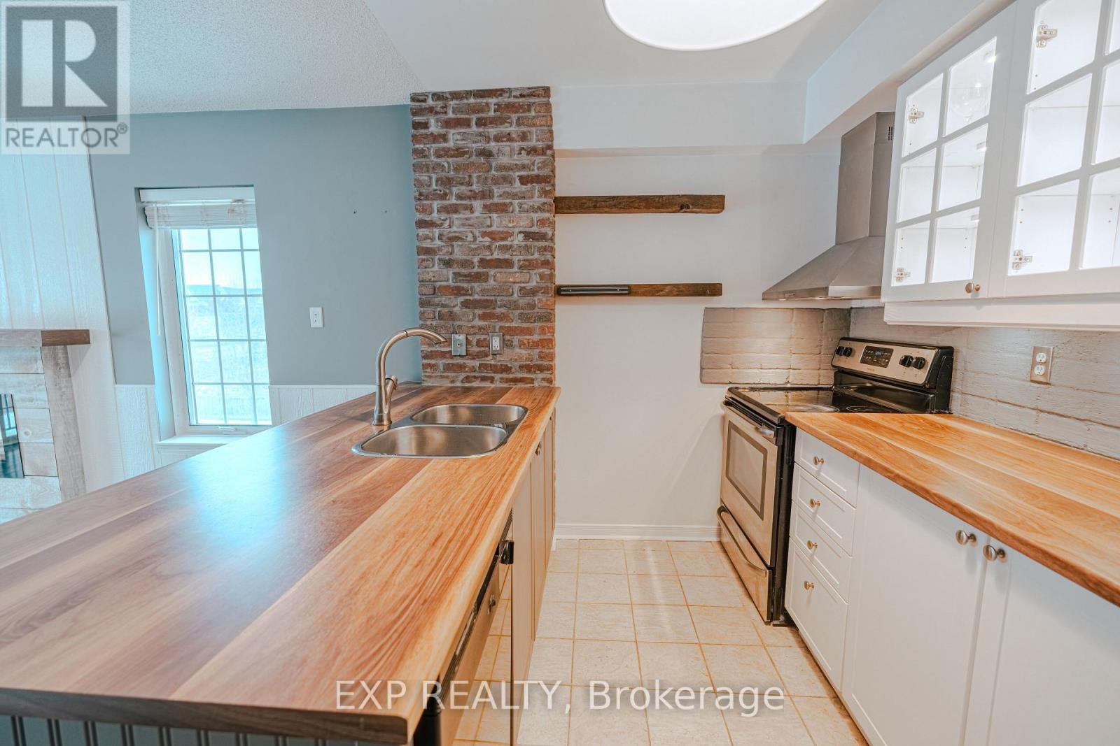 307 - 90 Aspen Springs Drive, Clarington, Ontario  L1C 5N4 - Photo 9 - E13442276