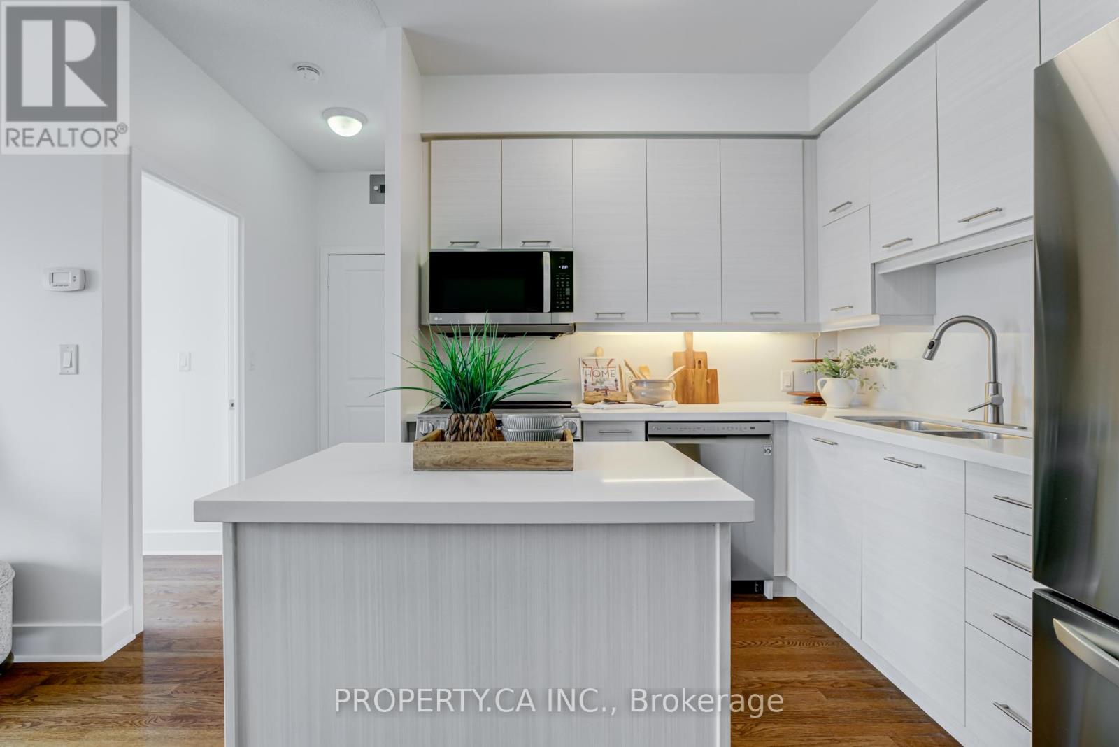 1111 - 26 Norton Avenue, Toronto, Ontario  M2N 0C6 - Photo 6 - C13440620