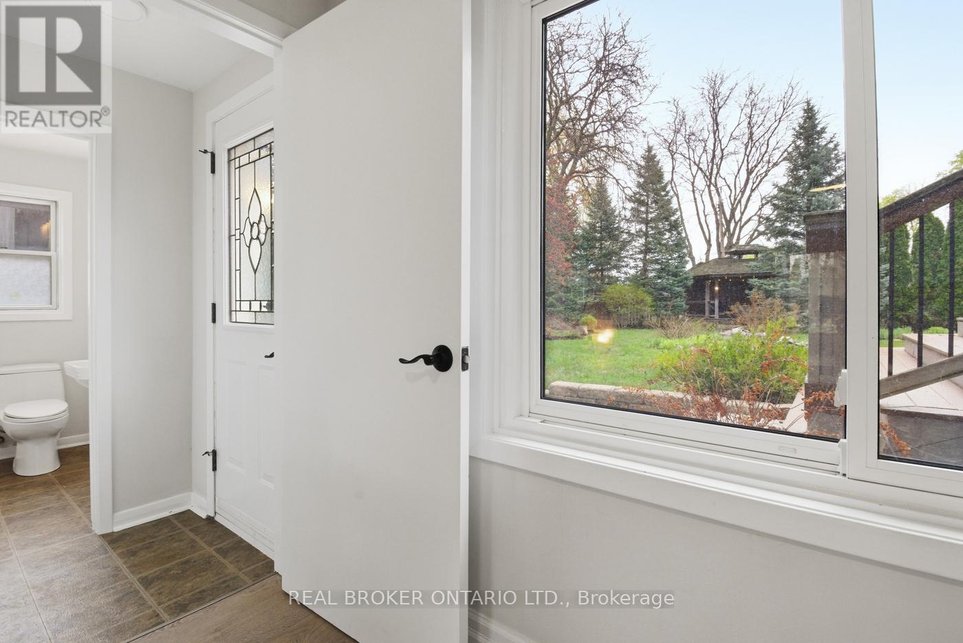 25 Victor Boulevard, St. Catharines, Ontario  L2T 2B4 - Photo 30 - X13442274