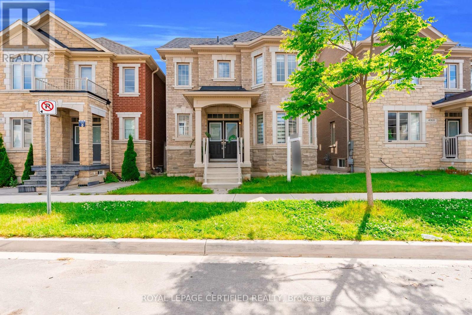 4072 HILLSBOROUGH CRESCENT, Oakville, Ontario