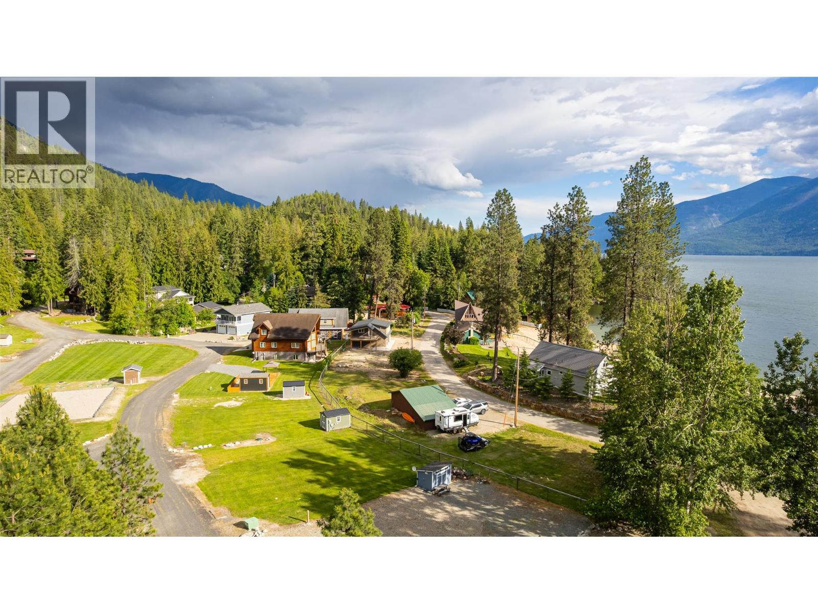 290 Laguna Crescent, Twin Bays, British Columbia  V0B 1A1 - Photo 12 - 10375321
