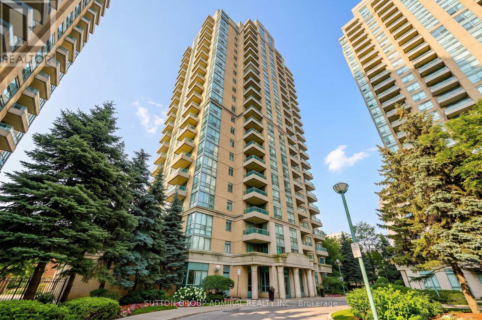 2305 - 3 PEMBERTON AVENUE, Toronto, Ontario