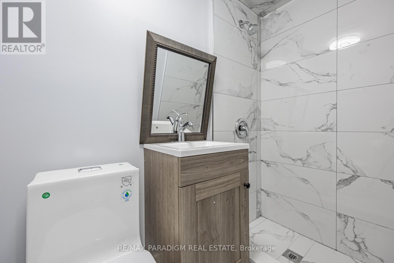 612 Flavelle Court, Pickering, Ontario L1V 3W6 - Photo 30 - E13442304
