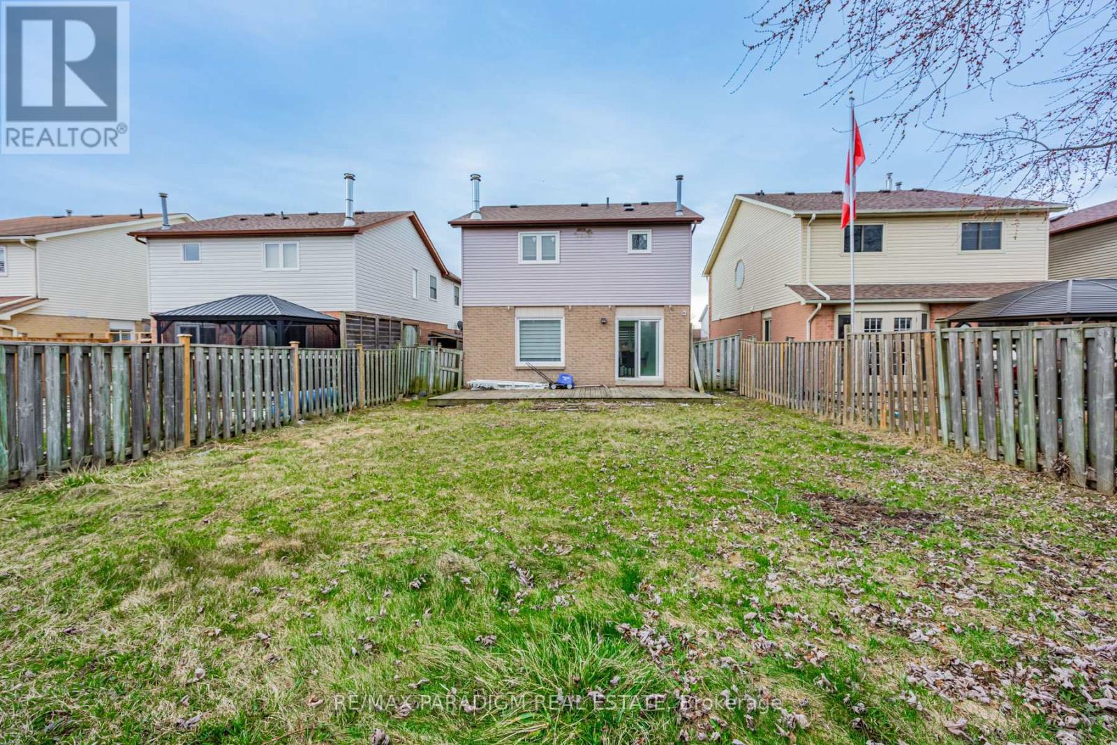 612 Flavelle Court, Pickering, Ontario L1V 3W6 - Photo 32 - E13442304