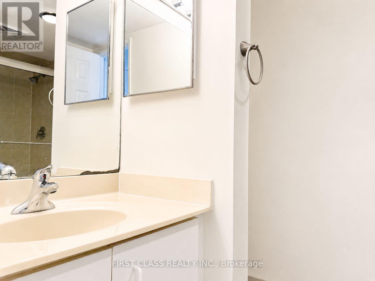 1407 - 700 Constellation Drive, Mississauga, Ontario  L5R 3G8 - Photo 8 - W13422632