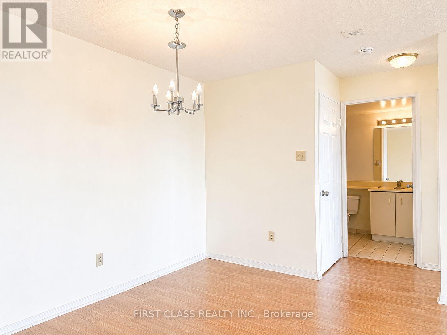 1407 - 700 Constellation Drive, Mississauga, Ontario  L5R 3G8 - Photo 5 - W13422632