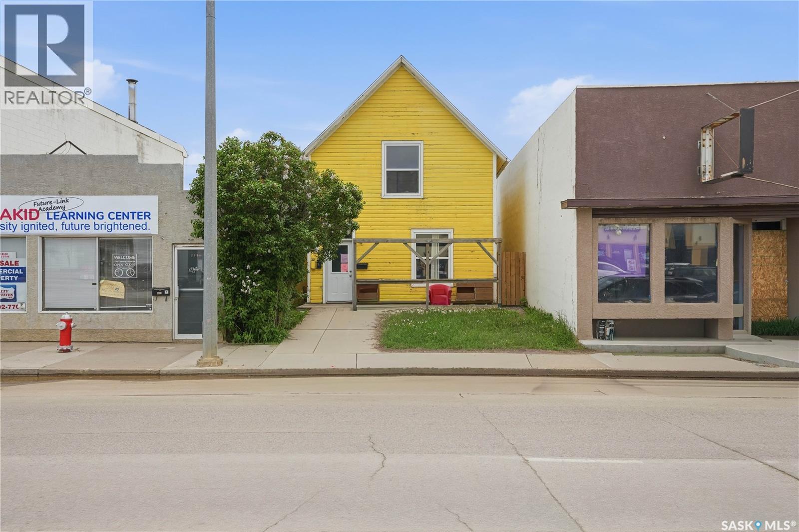 241 High STREET W, Moose Jaw, Saskatchewan