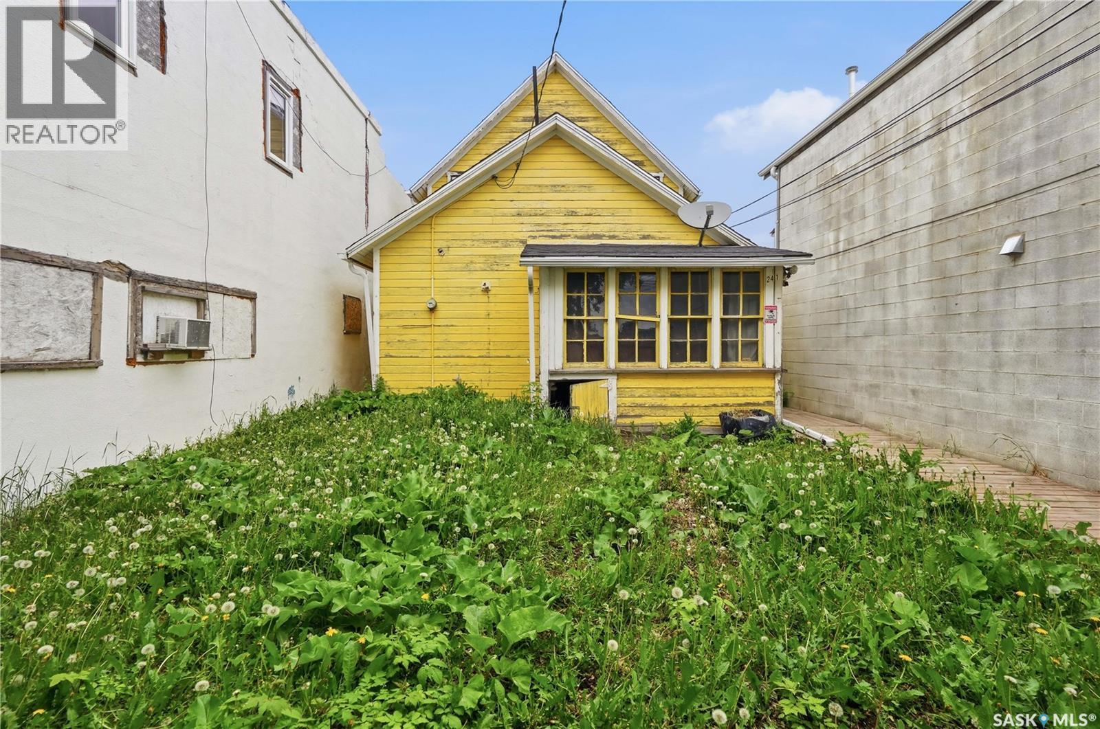 241 High Street W, Moose Jaw, Saskatchewan S6H 1S7 - Photo 42 - SK038947