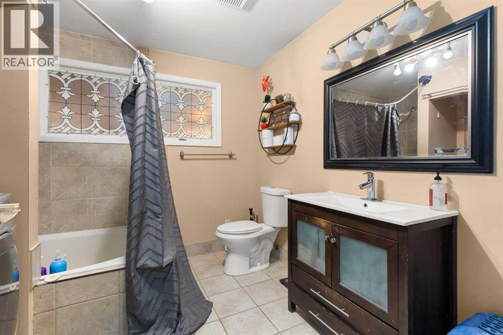 409 8 Street Ne, Medicine Hat, Alberta  T1A 5R8 - Photo 14 - A2320597