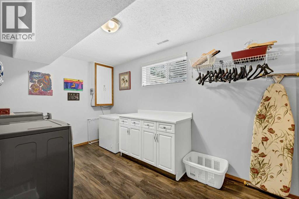 2 Hunter Court Ne, Medicine Hat, Alberta  T1C 1W5 - Photo 34 - A2320922