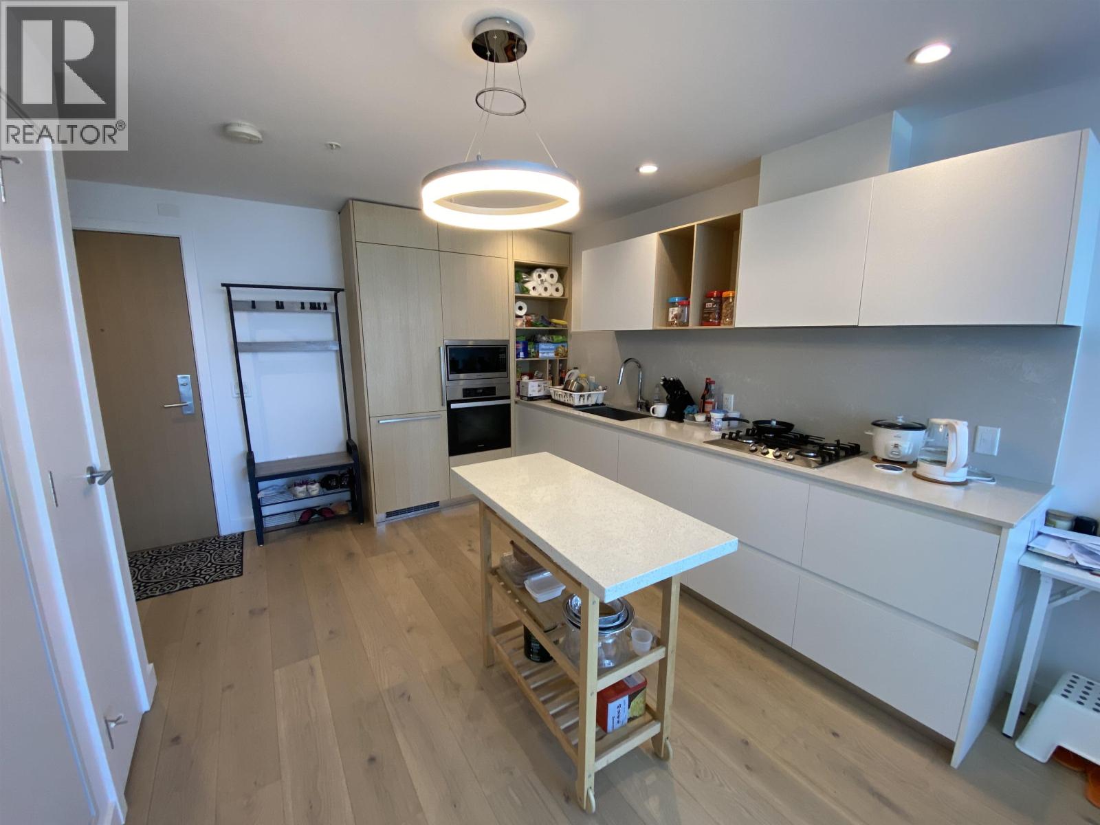3203 6000 MCKAY AVENUE, Burnaby, British Columbia