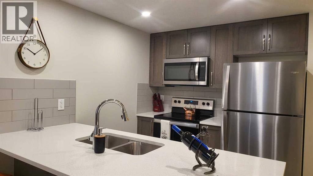 317, 260 Rowley Way Nw, Calgary, Alberta  T3L 0H5 - Photo 3 - A2320940