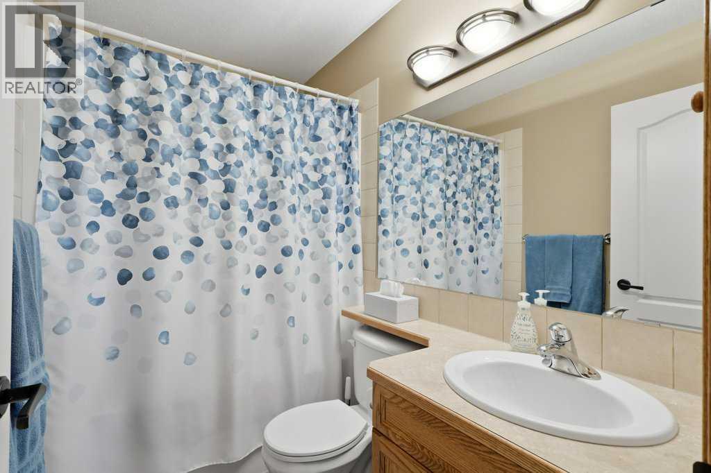300 Lancaster Drive, Red Deer, Alberta  T4R 3R7 - Photo 19 - A2318699