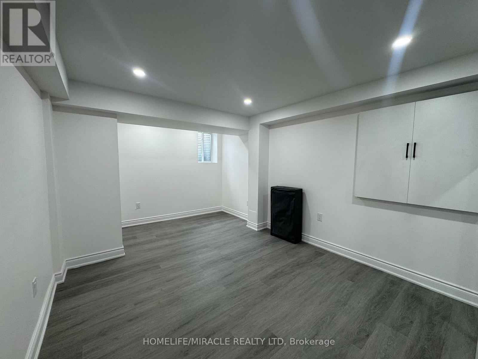 185 Featherstone Road, Milton, Ontario  L9T 6B8 - Photo 8 - W13442064