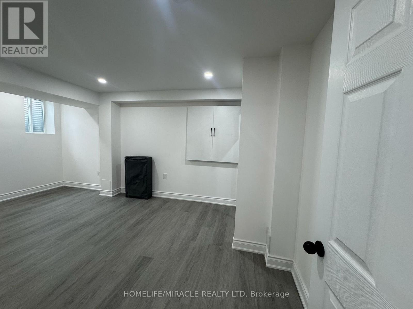 185 Featherstone Road, Milton, Ontario  L9T 6B8 - Photo 7 - W13442064